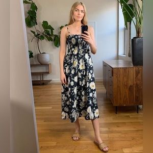 NWOT Lou & Grey Daisy Dress